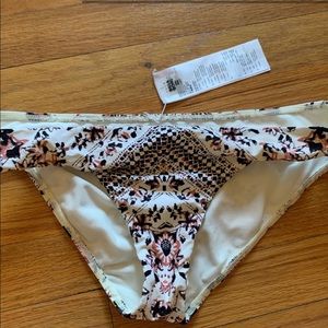 Billabong swim bottoms